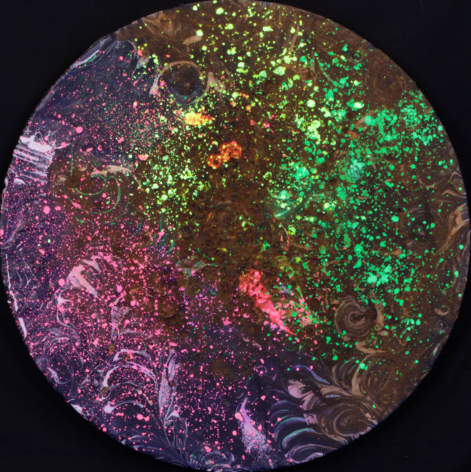 Glowing Planet, Glow collection, in daylight